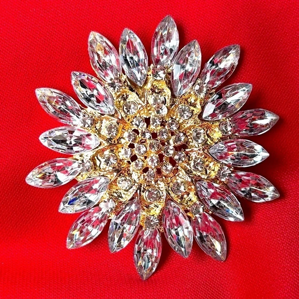 Rhinestone Glass w/ Gold Tone Floral Bouquet Starburst Brooch Pin Large 2.75